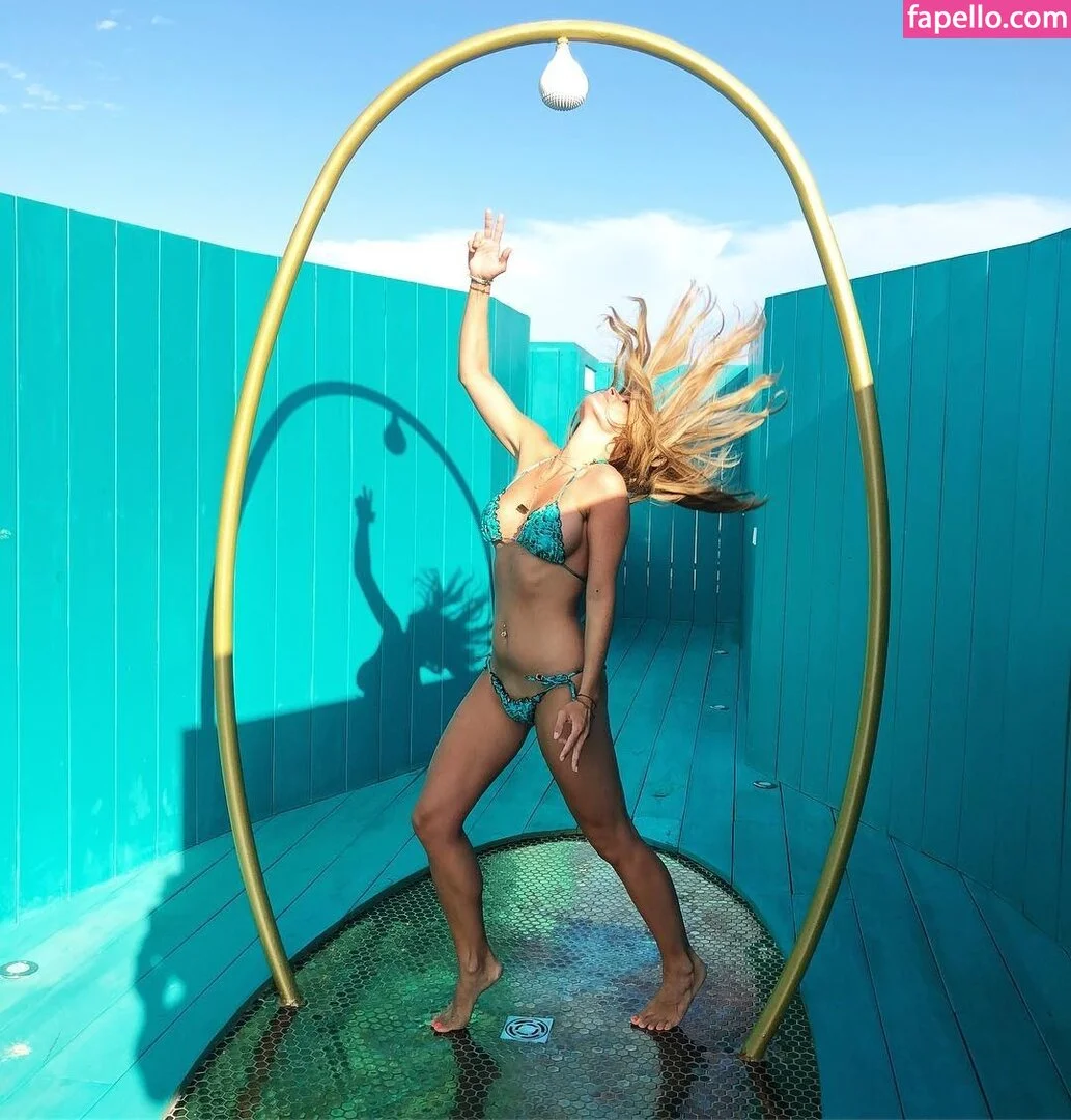 Jana Schölermann Onlyfans Photo Gallery 