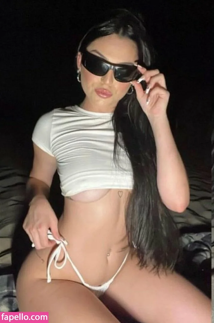 dianeneedles Onlyfans Photo Gallery 