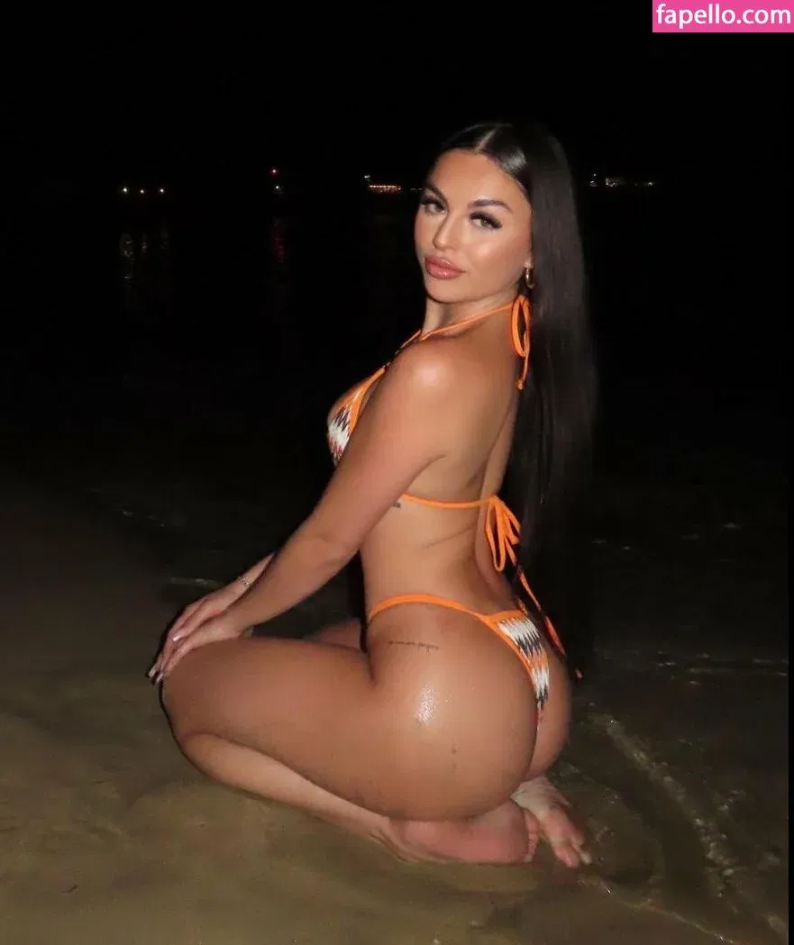 dianeneedles Onlyfans Photo Gallery 