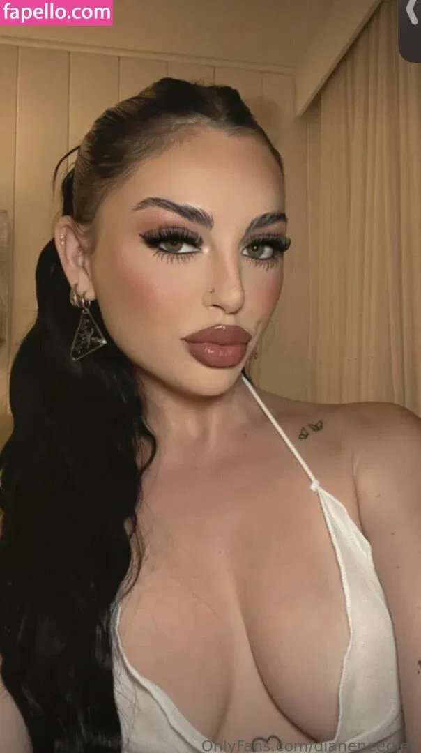 dianeneedles Onlyfans Photo Gallery 