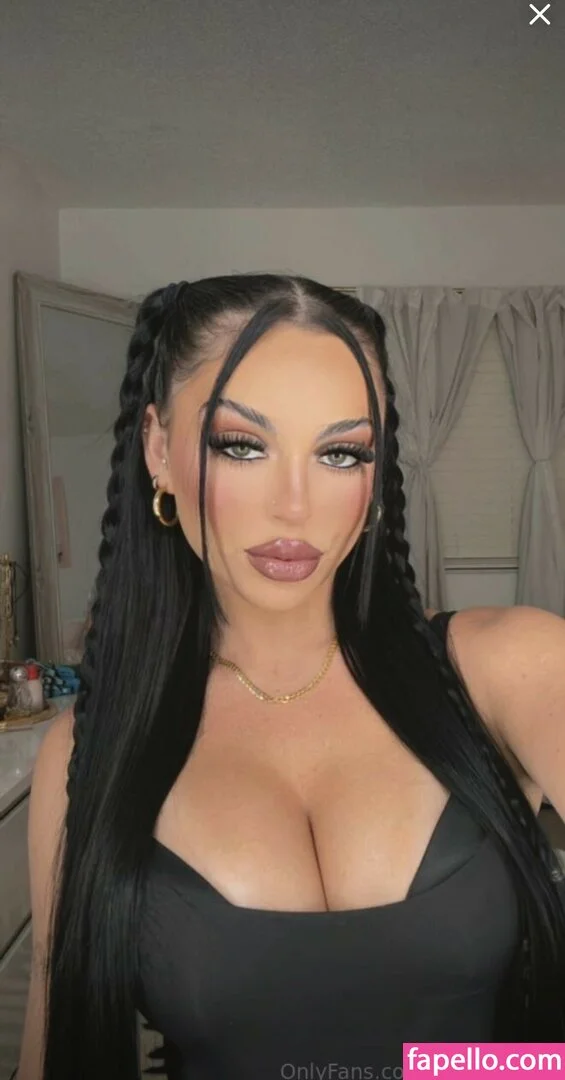 dianeneedles Onlyfans Photo Gallery 