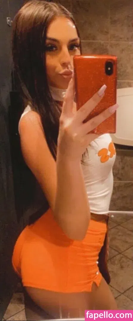 dianeneedles Onlyfans Photo Gallery 