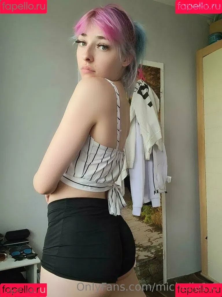 michelle1.0 Onlyfans Photo Gallery 