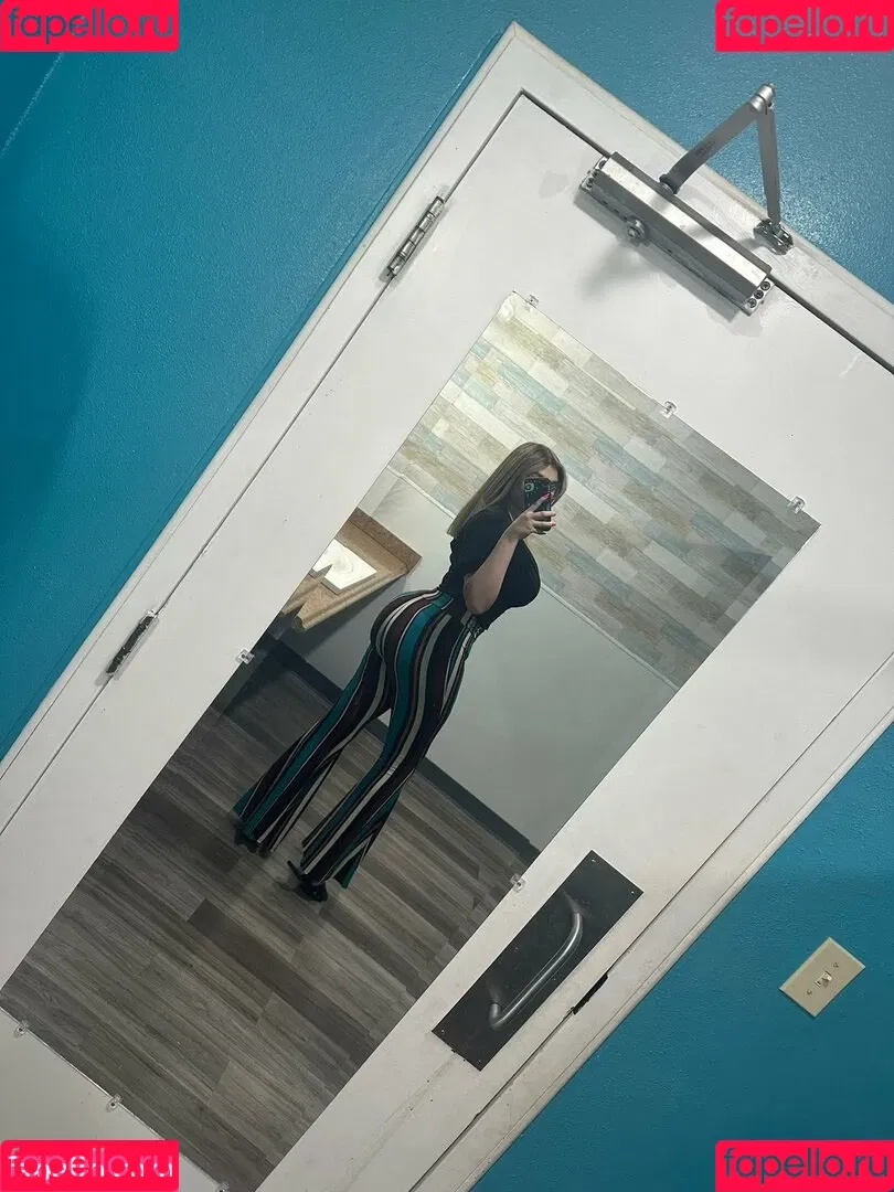 Money Cardz Onlyfans Photo Gallery 