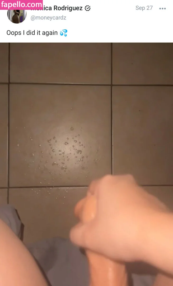 Money Cardz Onlyfans Photo Gallery 