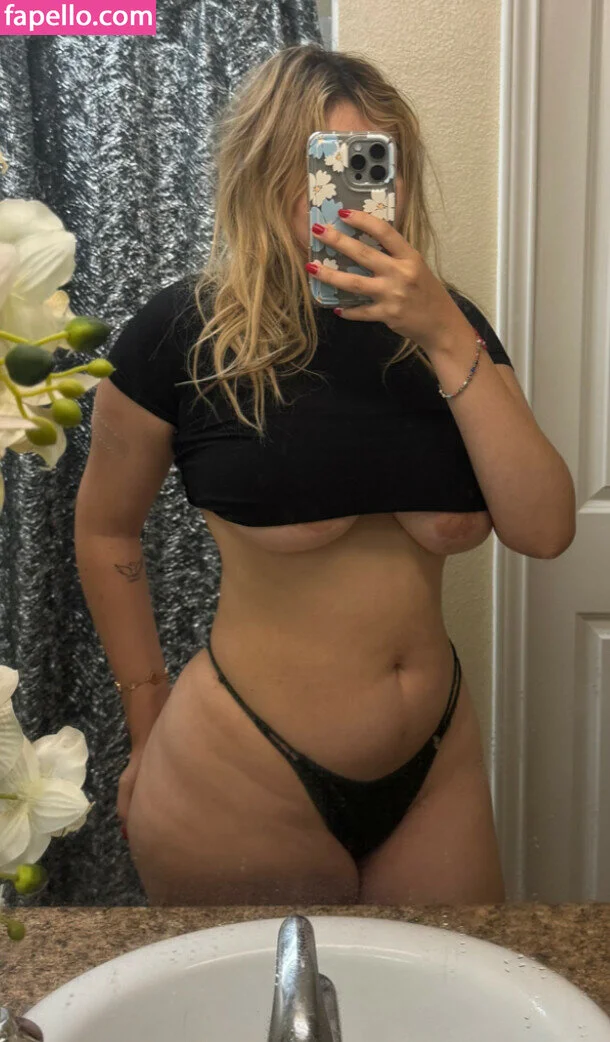 Money Cardz Onlyfans Photo Gallery 