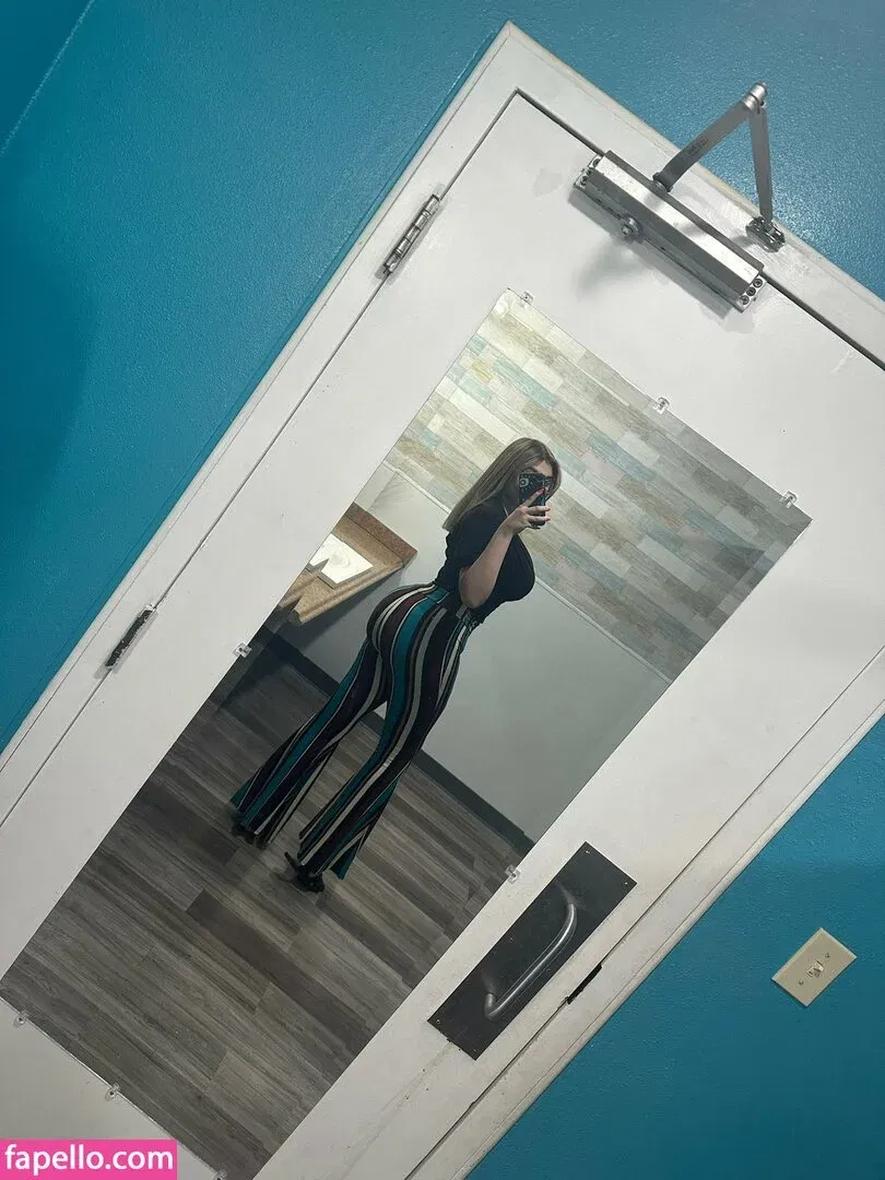 Money Cardz Onlyfans Photo Gallery 