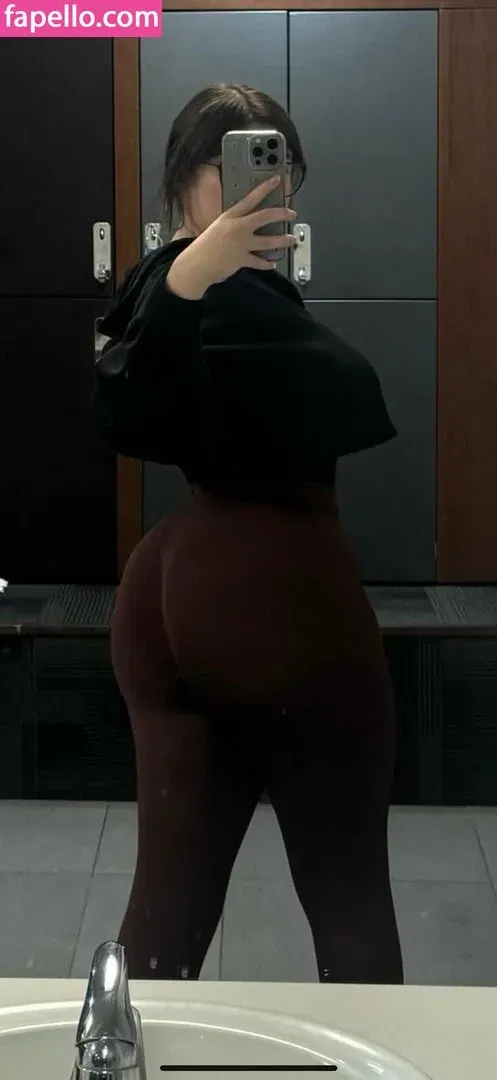 Money Cardz Onlyfans Photo Gallery 