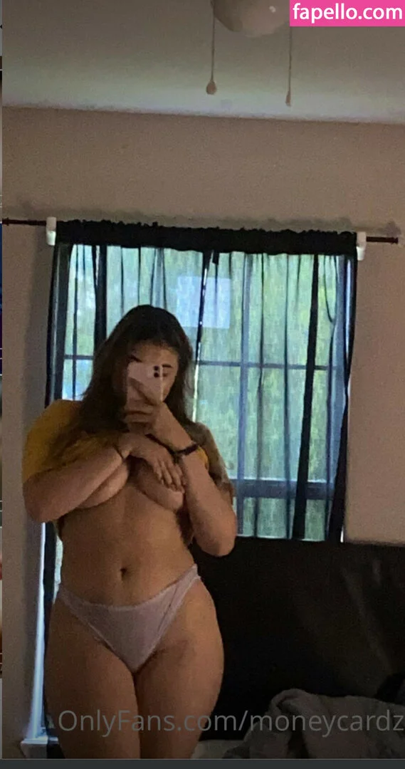 Money Cardz Onlyfans Photo Gallery 