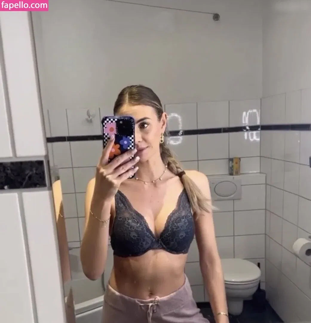 Yasmin Yve Vogt Onlyfans Photo Gallery 