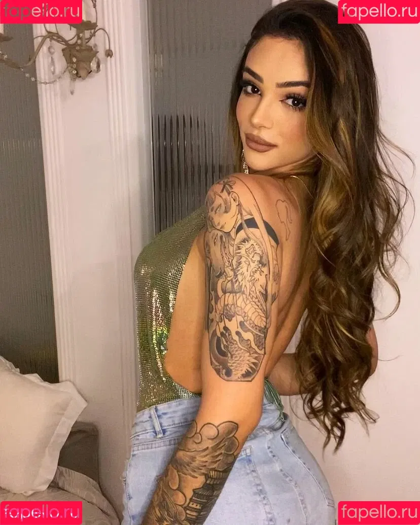 Raphaela Onlyfans Photo Gallery 