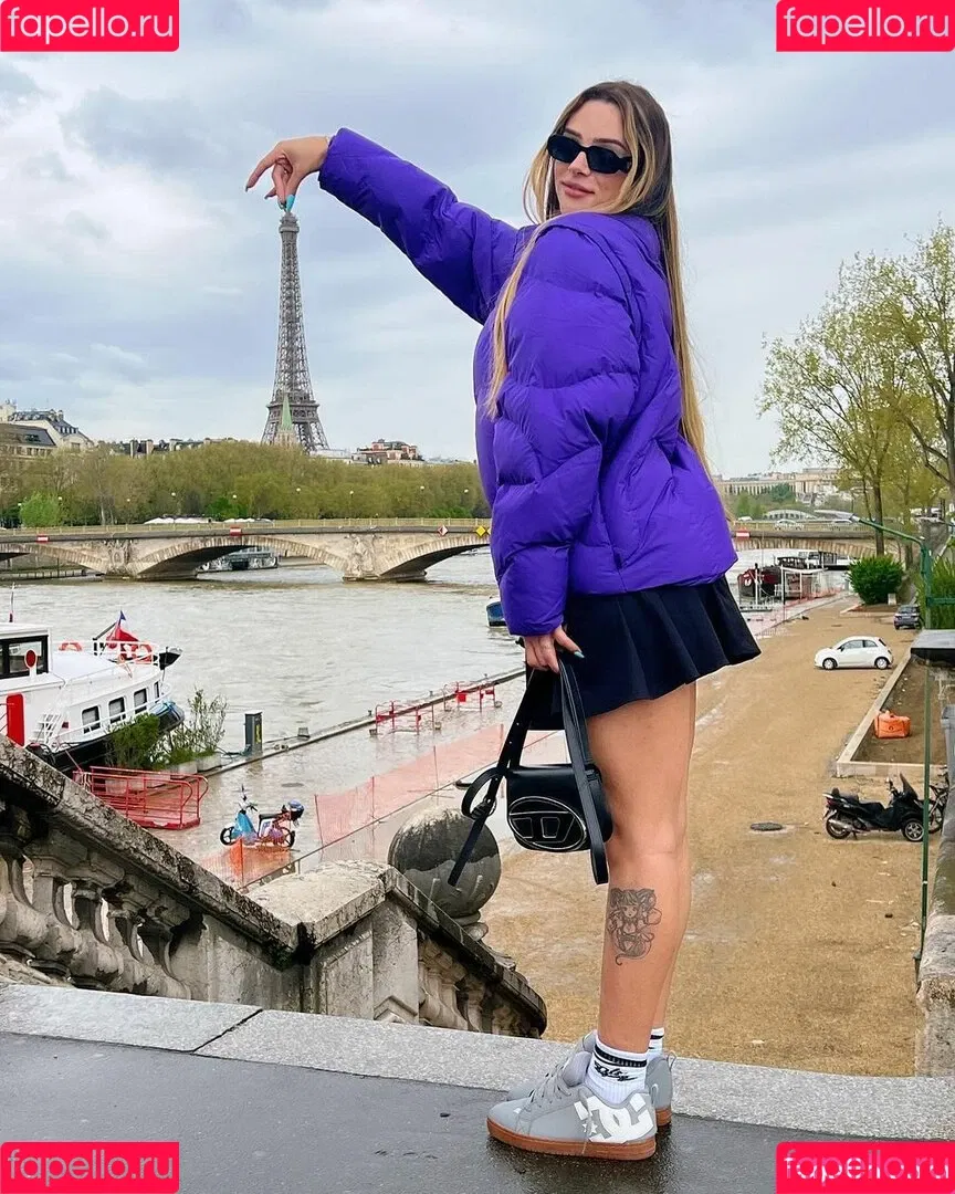 Raphaela Onlyfans Photo Gallery 