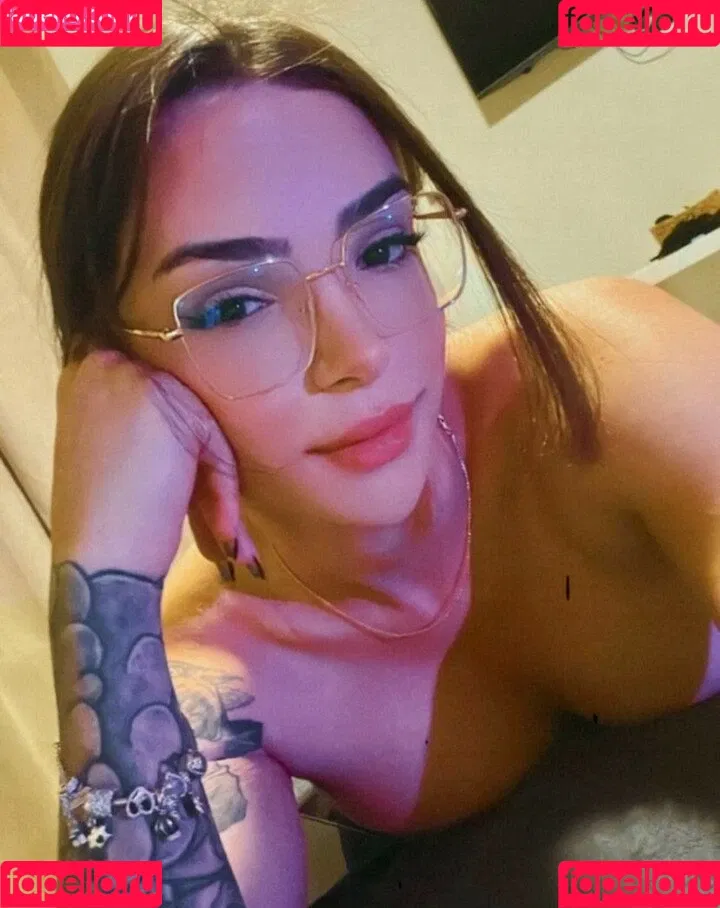 Raphaela Onlyfans Photo Gallery 