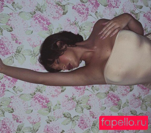 Raphaela Onlyfans Photo Gallery 