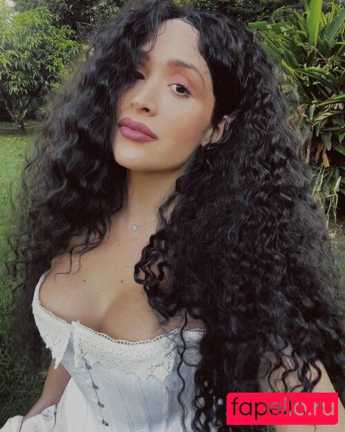 Raphaela Onlyfans Photo Gallery 