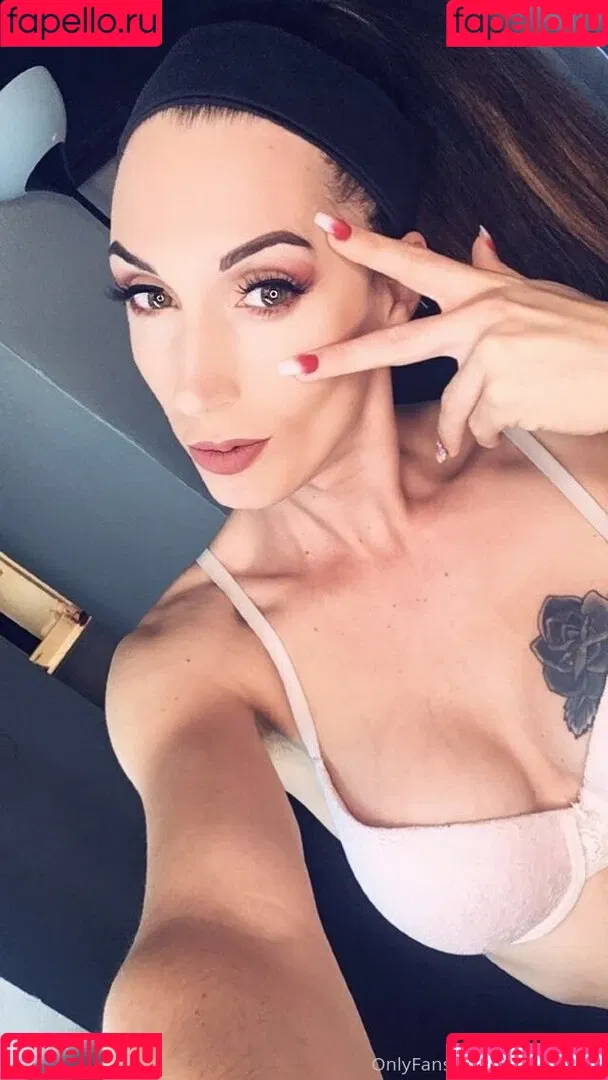 Melanie Brooks Onlyfans Photo Gallery 