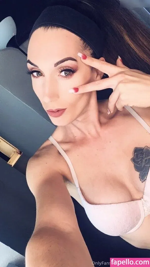 Melanie Brooks Onlyfans Photo Gallery 