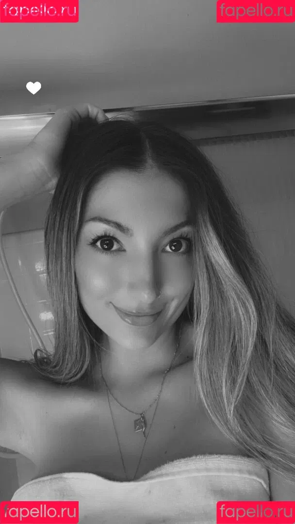 eva-sky Onlyfans Photo Gallery 