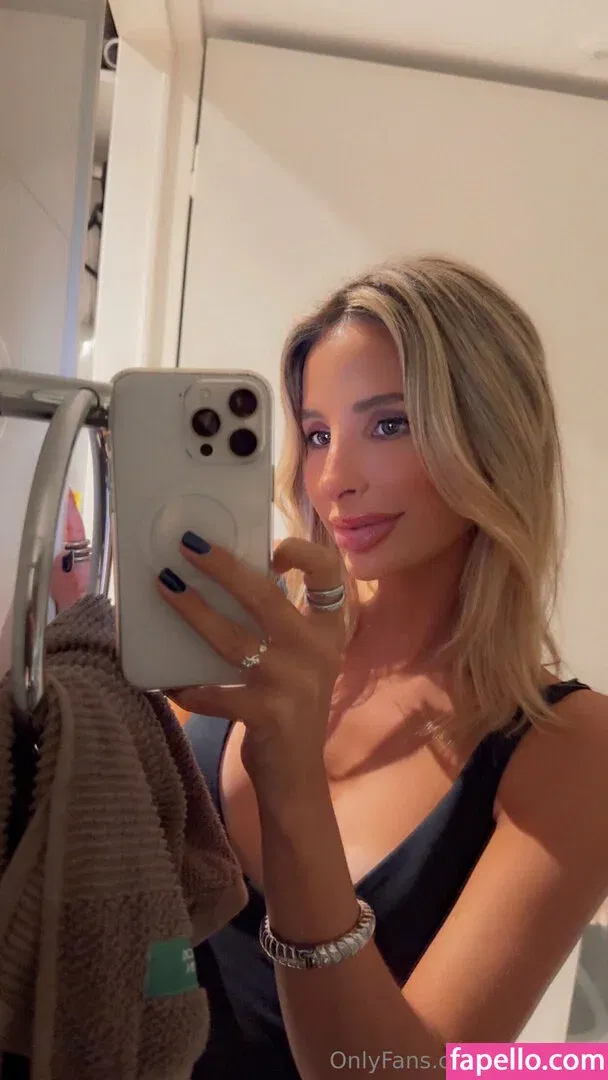 eva-sky Onlyfans Photo Gallery 