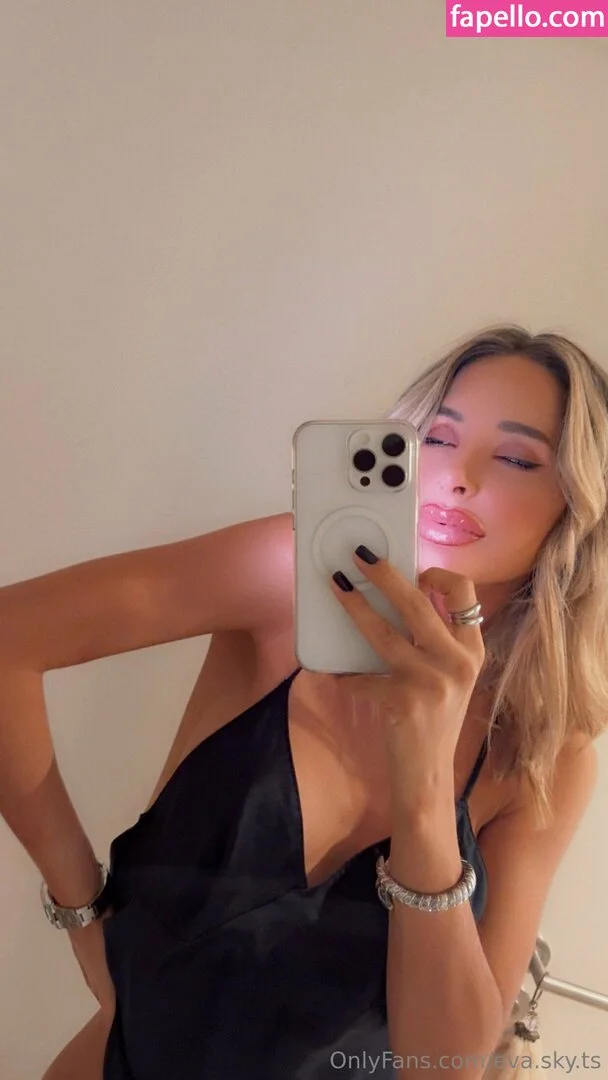 eva-sky Onlyfans Photo Gallery 