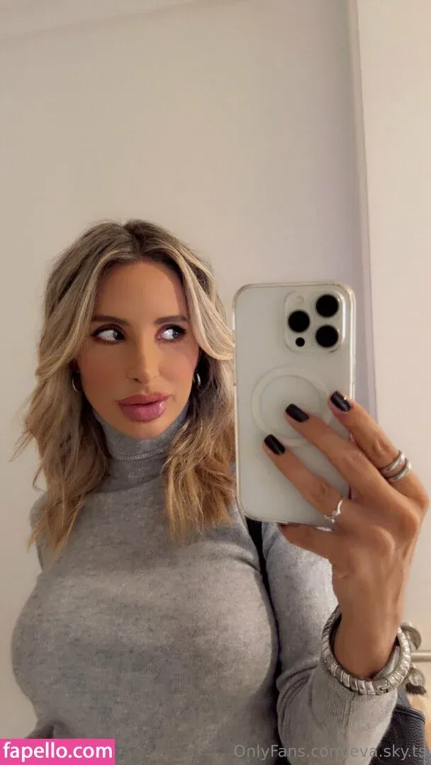 eva-sky Onlyfans Photo Gallery 