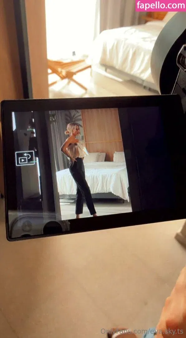 eva-sky Onlyfans Photo Gallery 