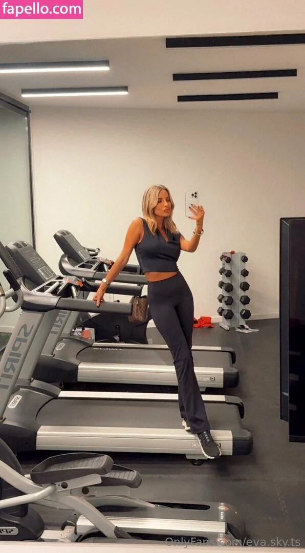 eva-sky Onlyfans Photo Gallery 