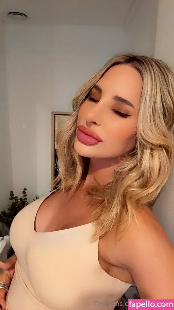 eva-sky Onlyfans Photo Gallery 