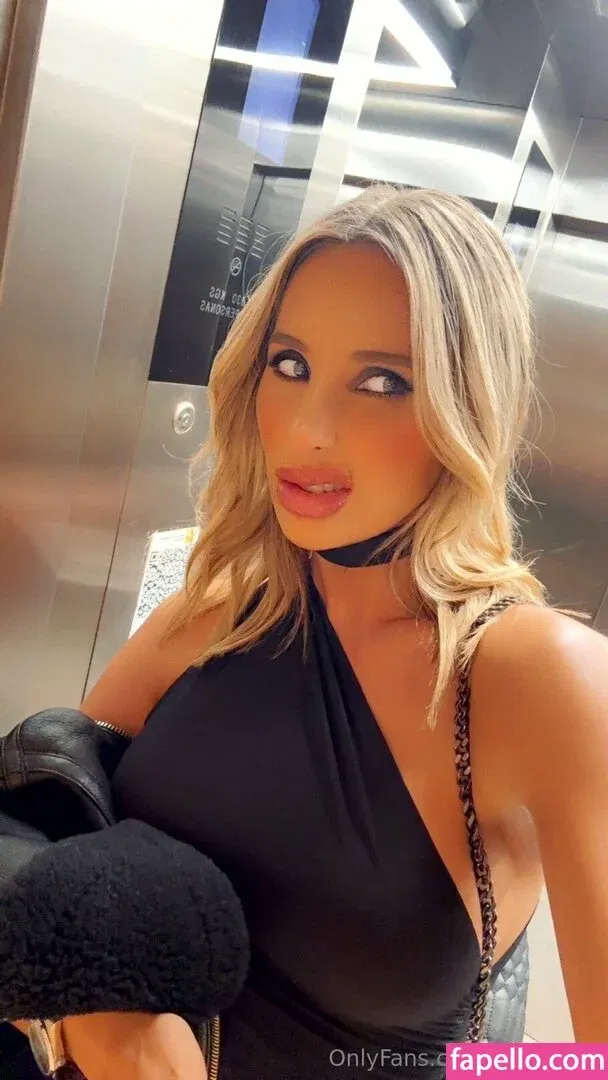 eva-sky Onlyfans Photo Gallery 