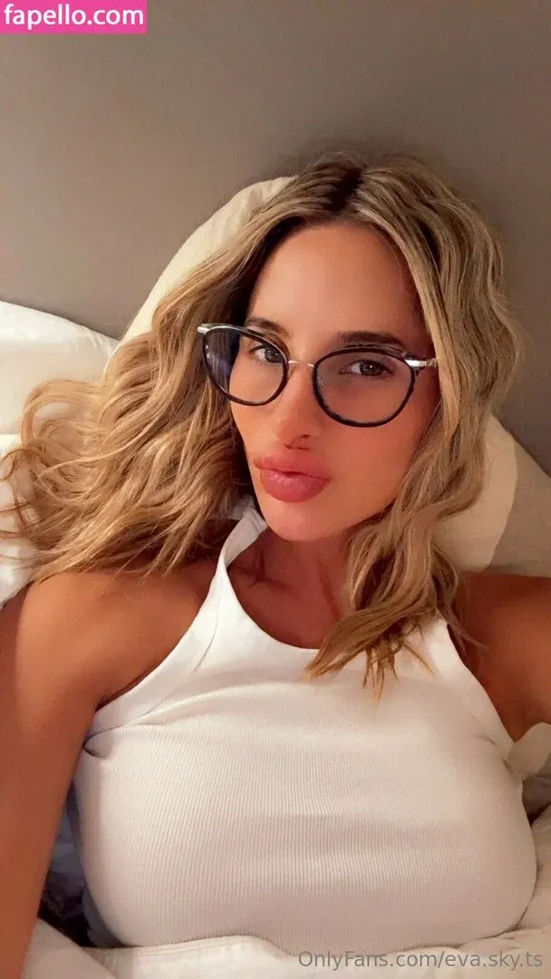 eva-sky Onlyfans Photo Gallery 
