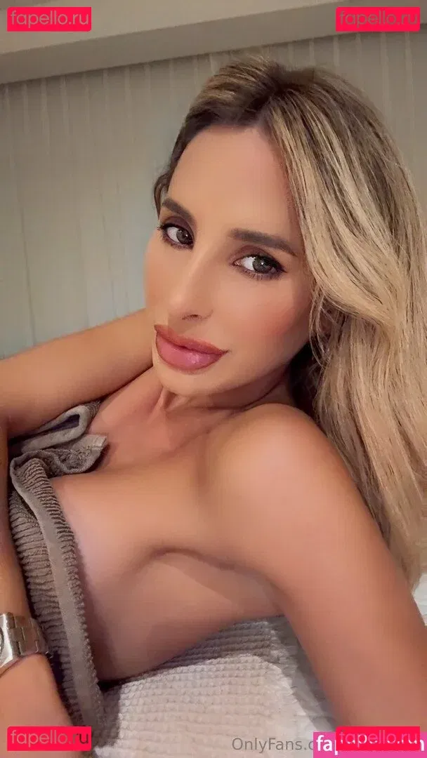 eva-sky Onlyfans Photo Gallery 