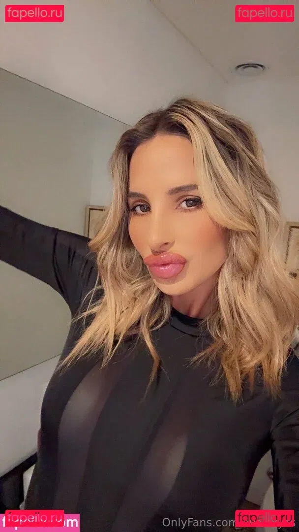 eva-sky Onlyfans Photo Gallery 