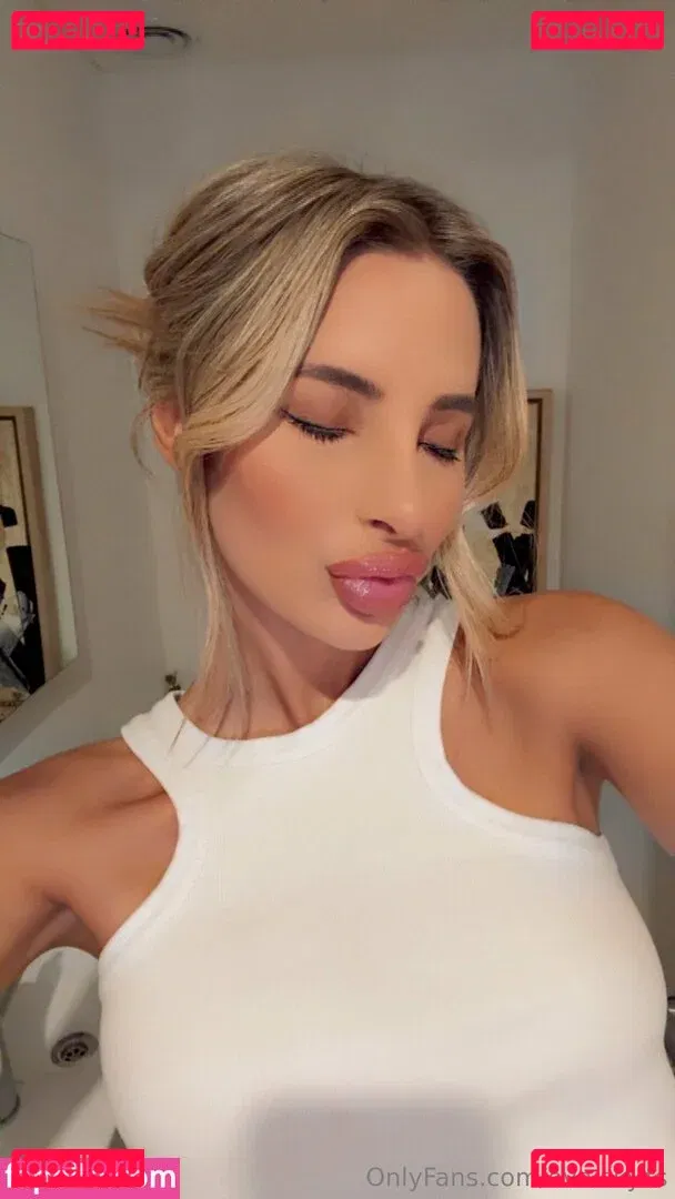 eva-sky Onlyfans Photo Gallery 