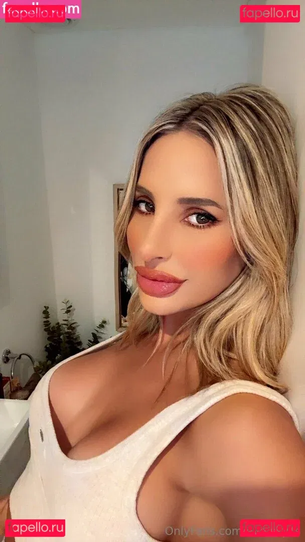 eva-sky Onlyfans Photo Gallery 