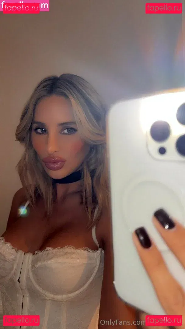 eva-sky Onlyfans Photo Gallery 