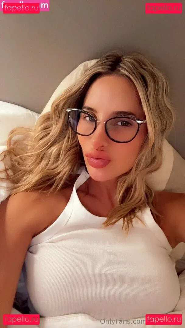 eva-sky Onlyfans Photo Gallery 