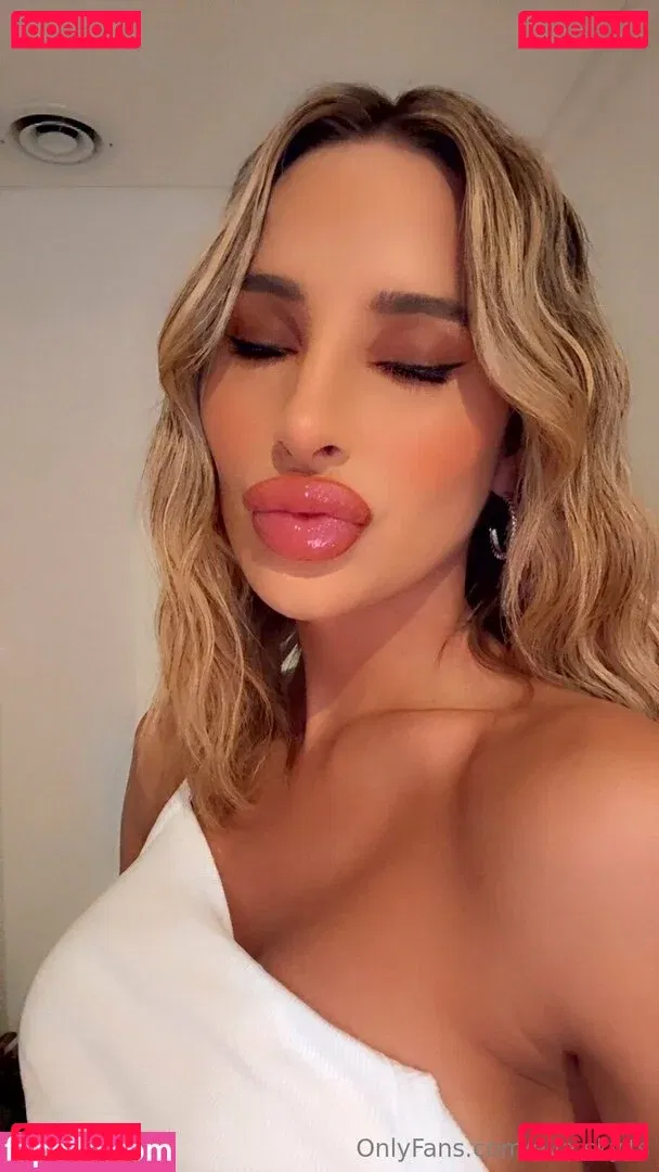 eva-sky Onlyfans Photo Gallery 