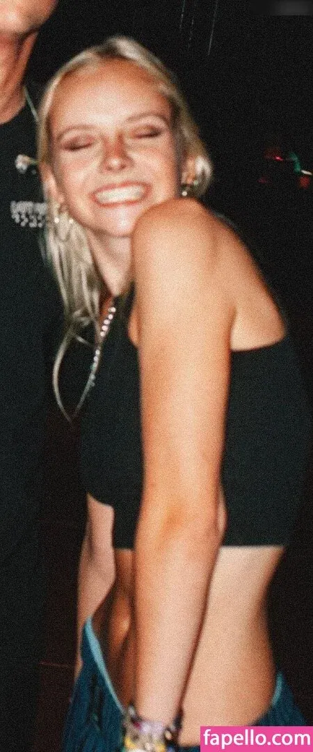 Paula Hartmann Onlyfans Photo Gallery 