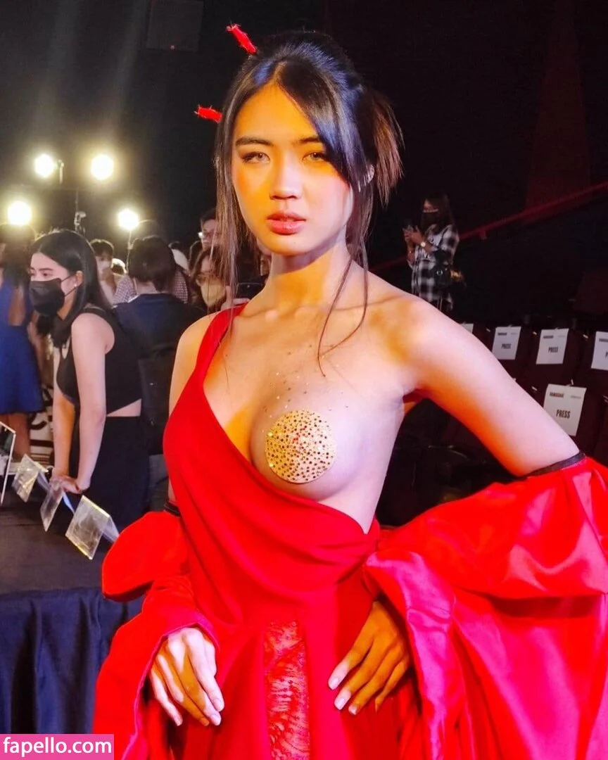 Azi Acosta Onlyfans Photo Gallery 