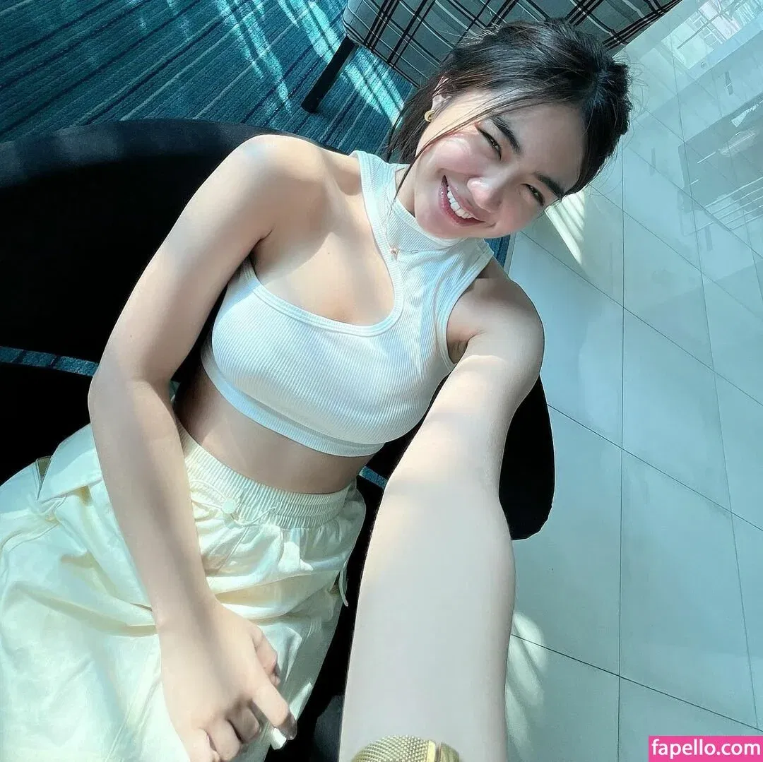 Azi Acosta Onlyfans Photo Gallery 