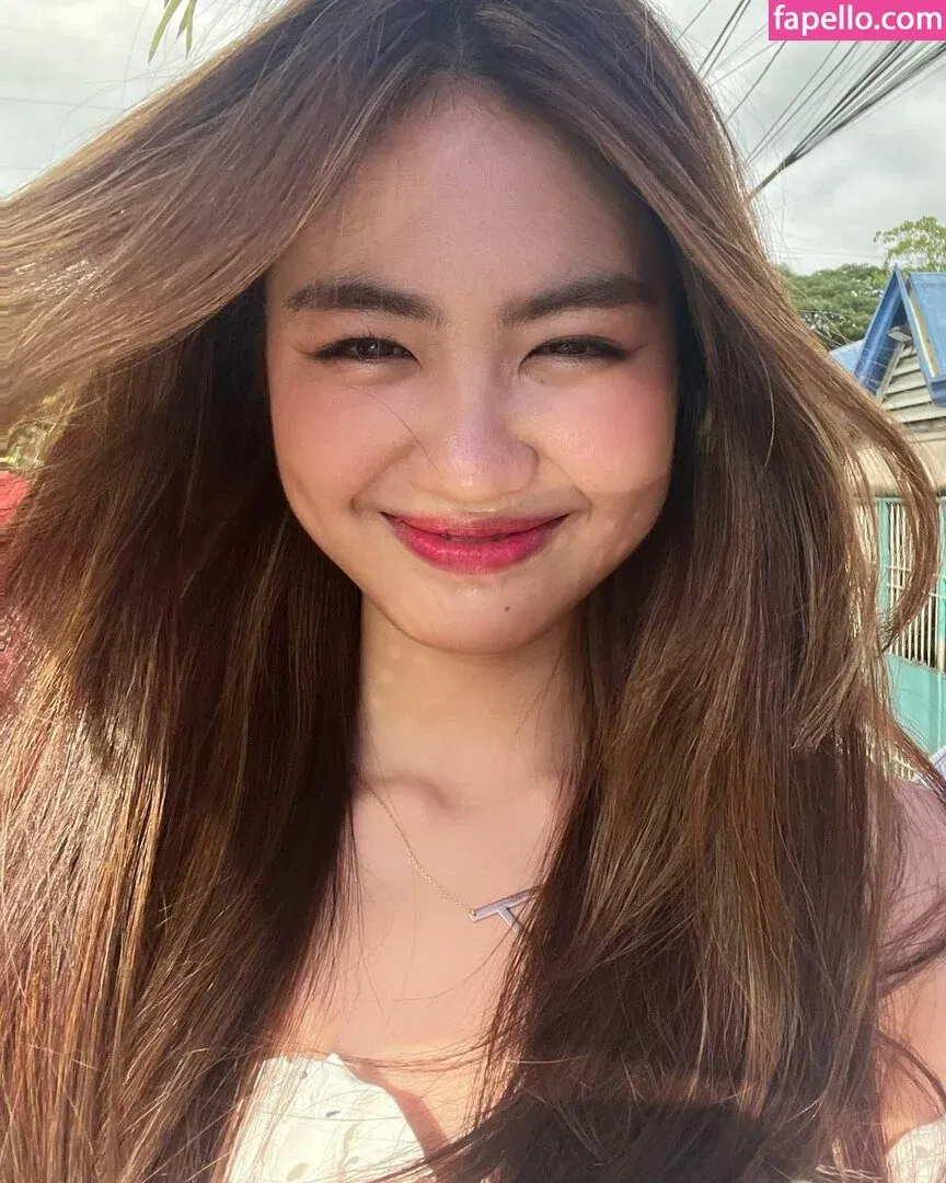 Azi Acosta Onlyfans Photo Gallery 