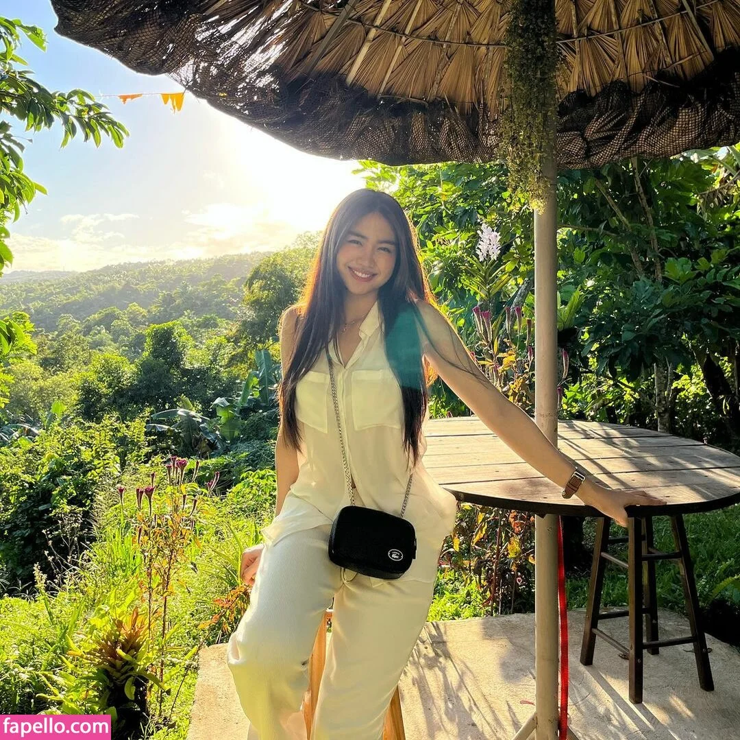 Azi Acosta Onlyfans Photo Gallery 