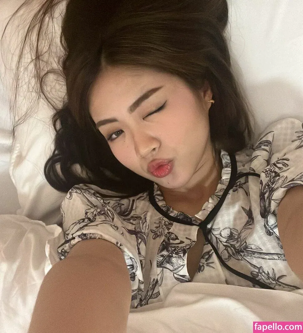 Azi Acosta Onlyfans Photo Gallery 