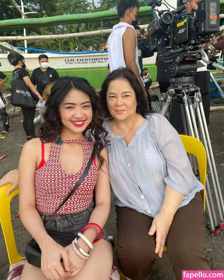 Azi Acosta Onlyfans Photo Gallery 