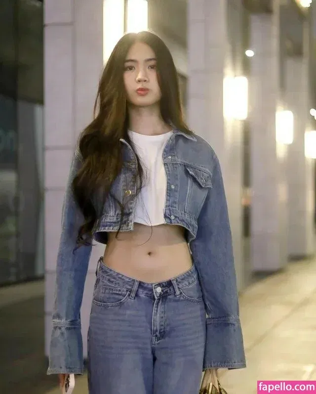 Azi Acosta Onlyfans Photo Gallery 