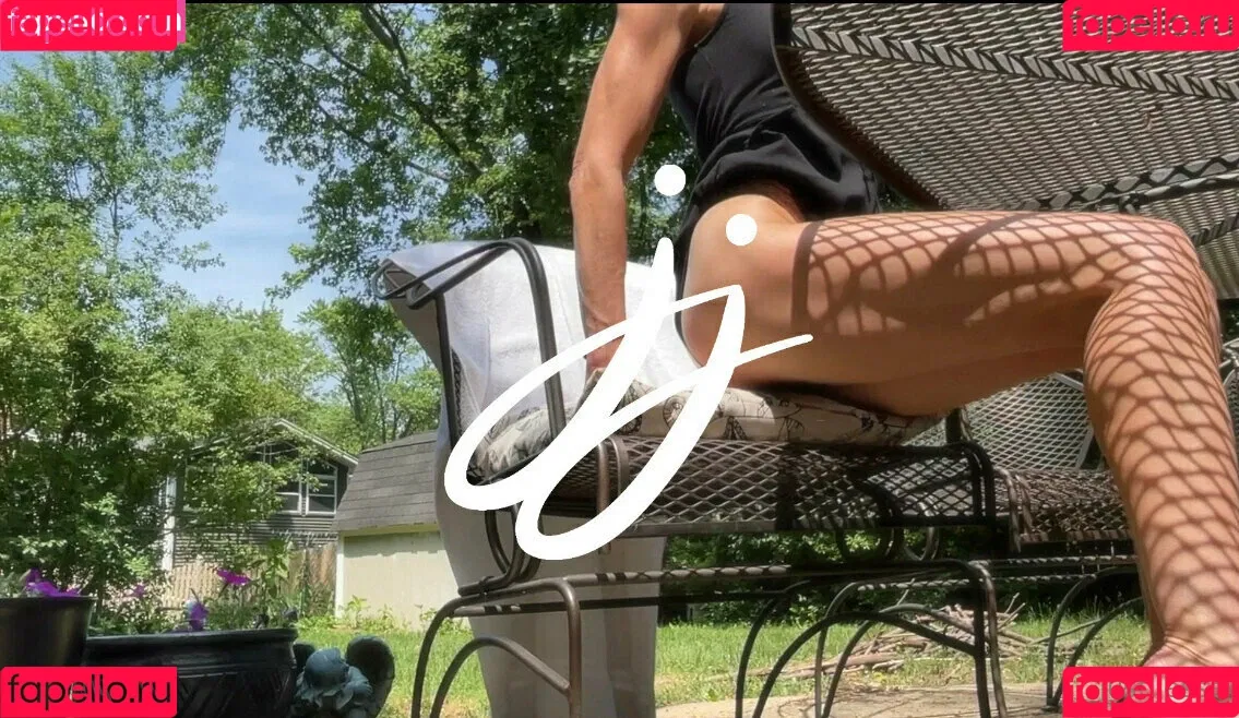 jjfeelingfree Onlyfans Photo Gallery 