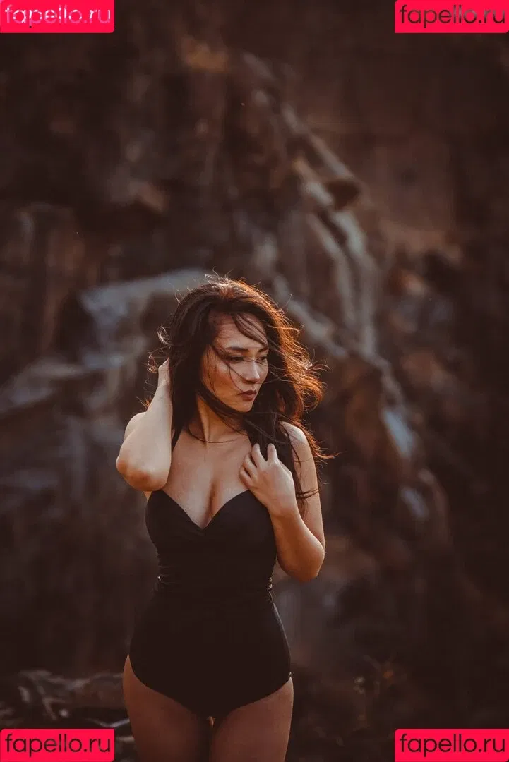 Mai Duong Kieu Onlyfans Photo Gallery 