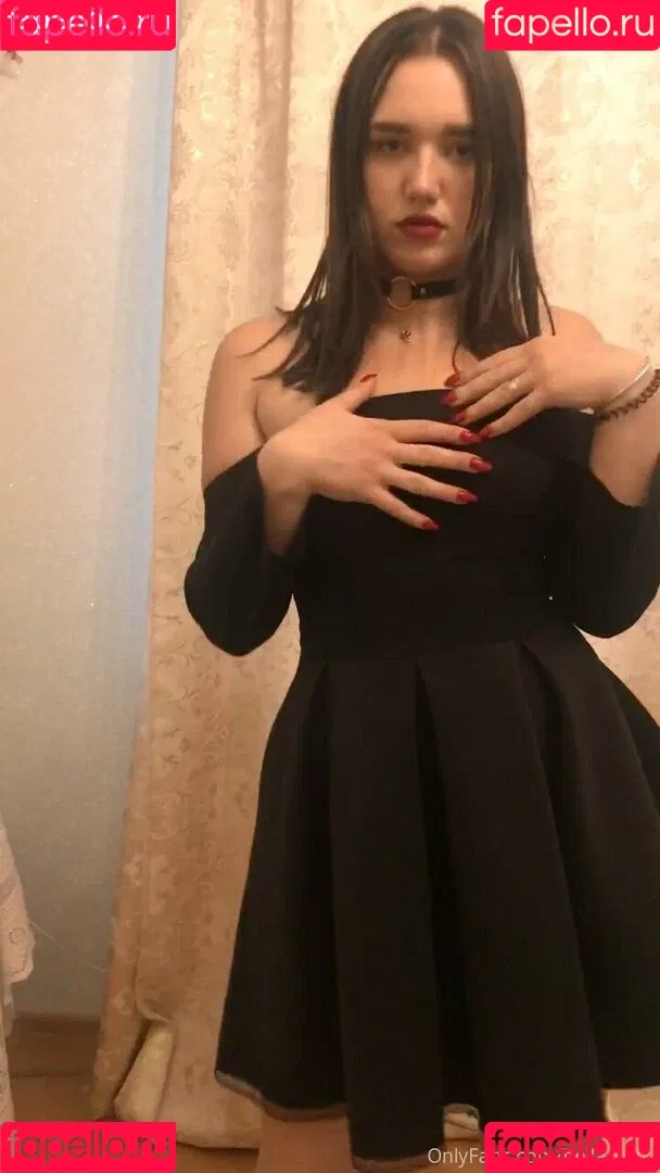 bella_sun_ Onlyfans Photo Gallery 