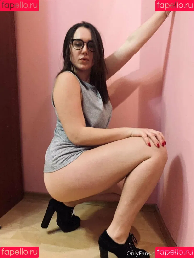 bella_sun_ Onlyfans Photo Gallery 