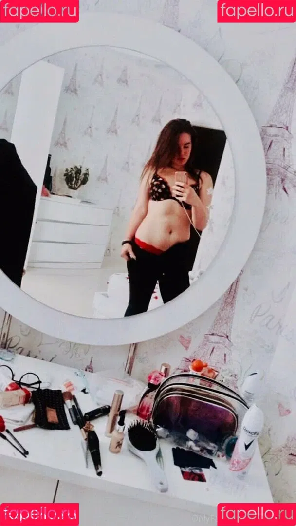 bella_sun_ Onlyfans Photo Gallery 